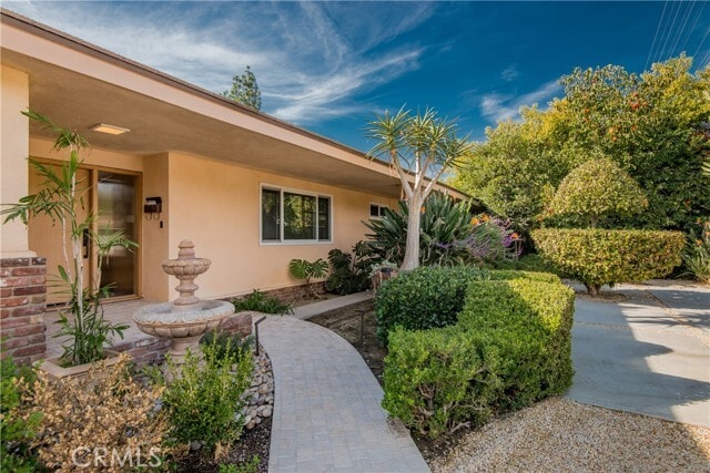 Foto del edificio - 13104 Magnolia Blvd