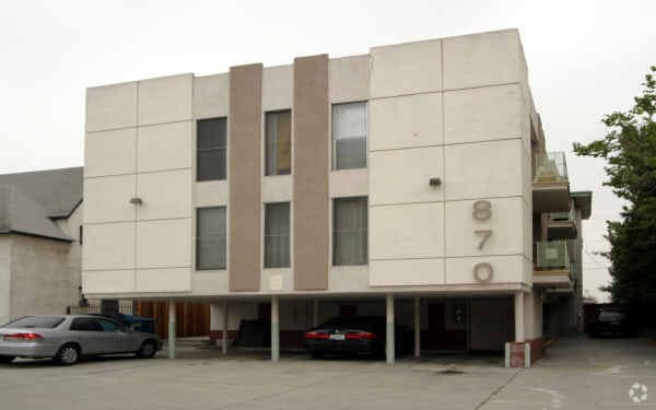 Front building - 870 S Norton Ave