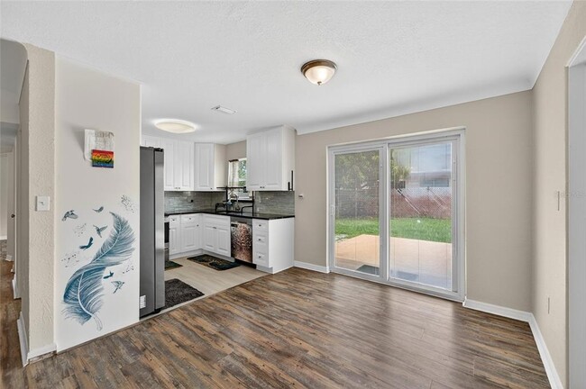 Foto del edificio - 3701 60th St N