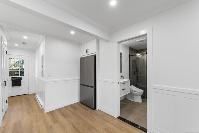 Foto del edificio - 245 Unquowa Rd