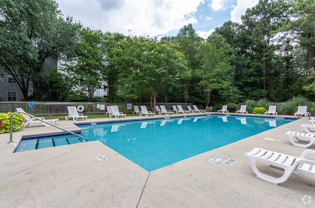 Wood Gardens - Apartments in Hoover, AL | Apartments.com