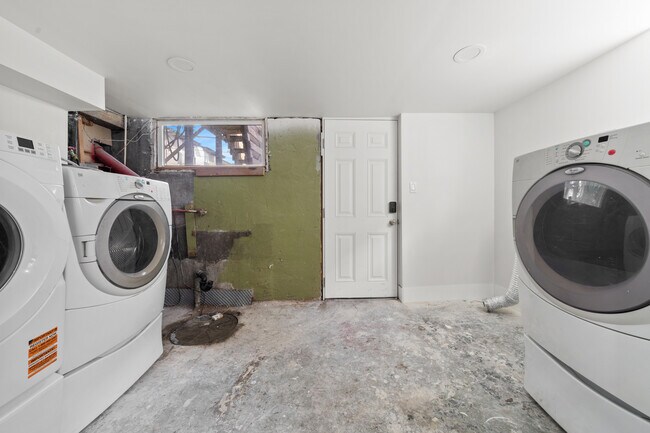 Foto del edificio - 4716 7th Ave NE