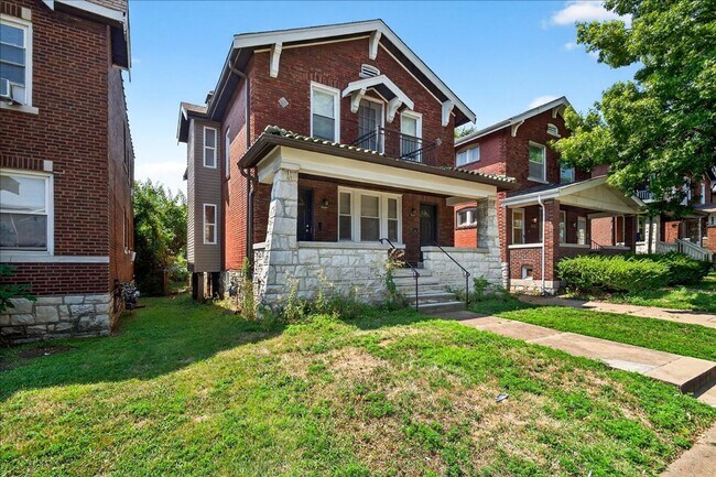 Foto del edificio - 5032 Chippewa St