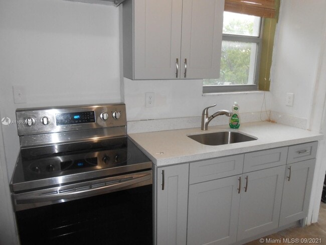 Building Photo - 421 Grand Concourse