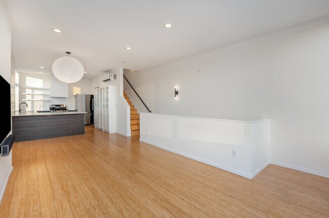 Photo - 206 22nd Ave Townhome