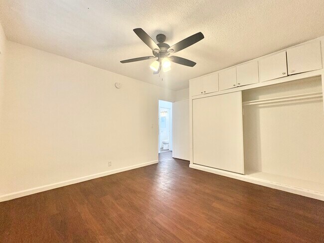 Foto del edificio - 11604 Sylvan St