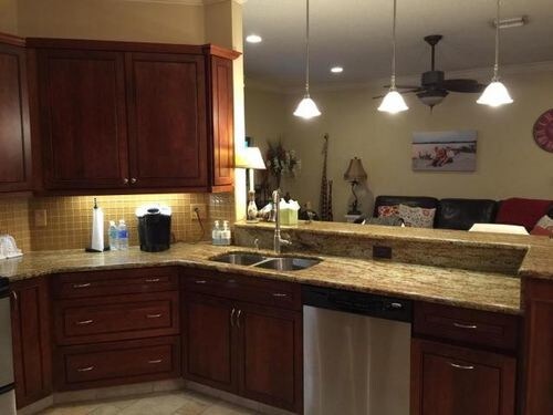 Building Photo - 7705 Cedar Hurst Ct
