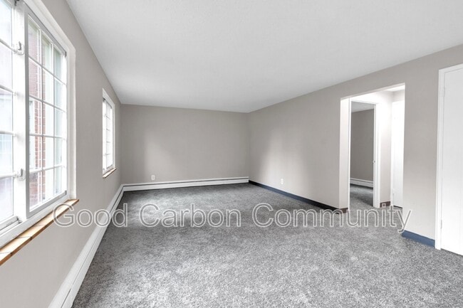 Building Photo - 315 Beattie Ave
