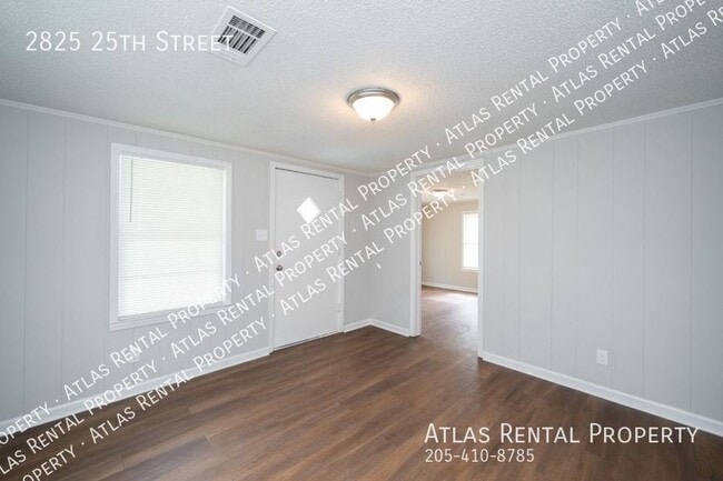 Foto del edificio - 2825 25th St