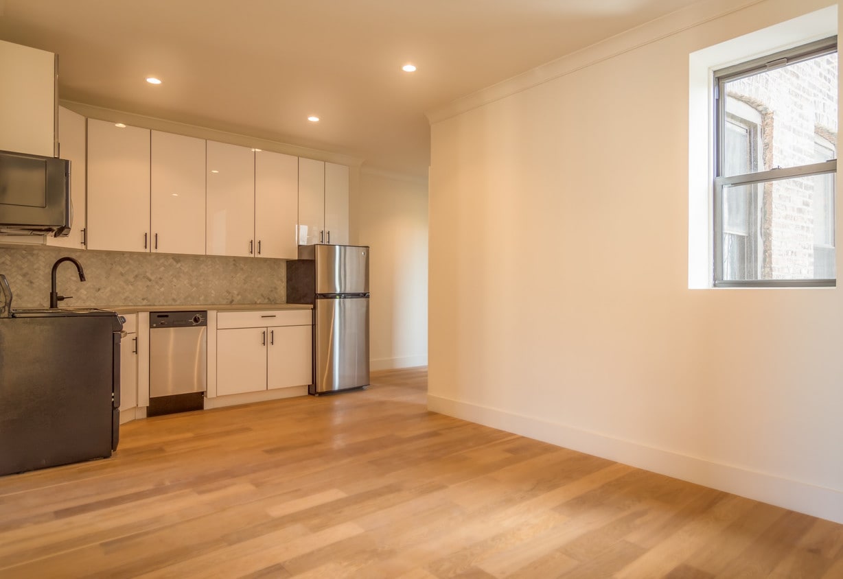 Primary Photo - 105 Avenue C