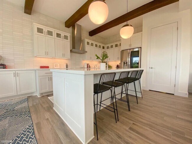 Foto del edificio - 411 Rose Branch Way