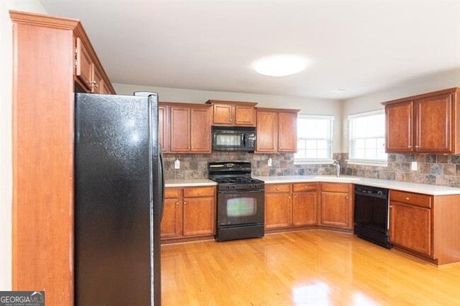 Foto del edificio - 117 Village Pkwy