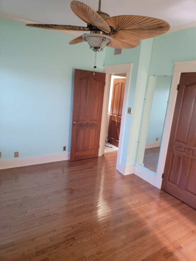 Bedroom pic - 642 W 8th St