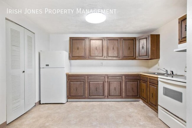 Building Photo - 9234 Niemel Dr