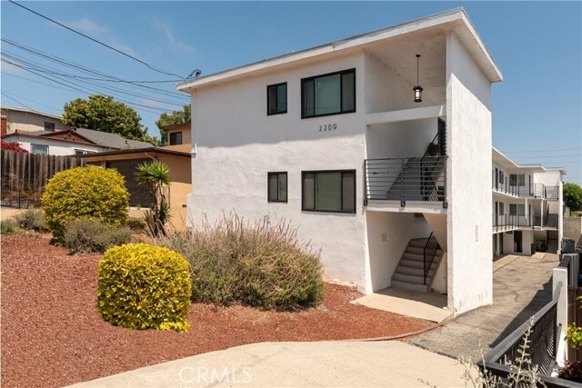 Building Photo - 2209 Carnegie Ln