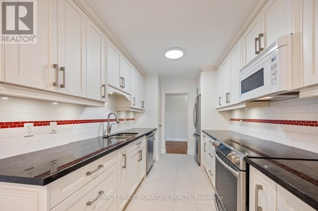 Photo du bâtiment - 260-1260 Heath St W