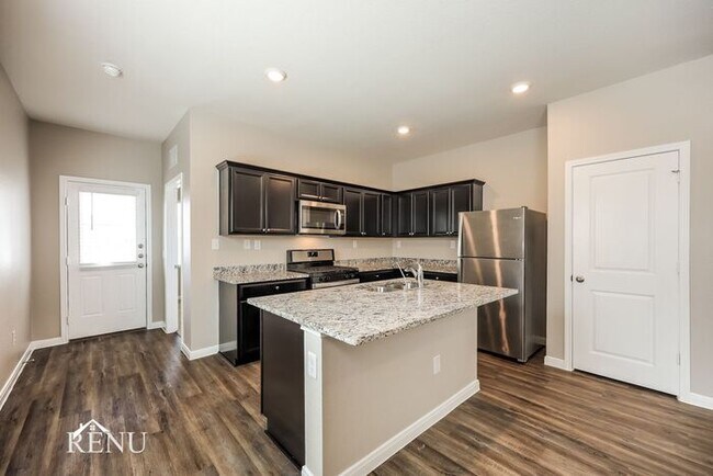 Foto del edificio - 5039 Firefly Hls