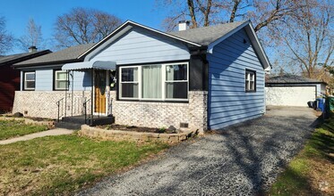 Building Photo - 9037 S 51st Ave