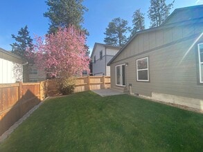 Building Photo - 61539 Aaron Way