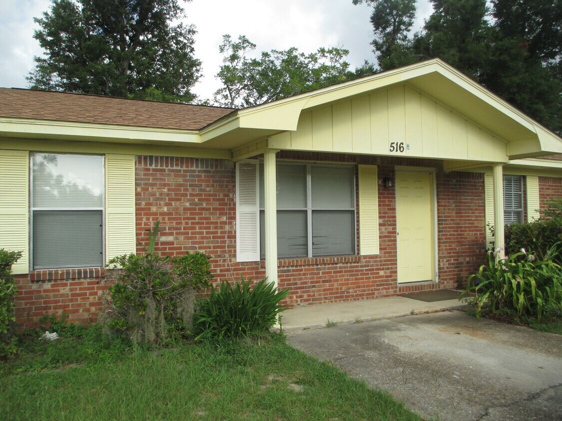 Foto principal - 516 Parker St