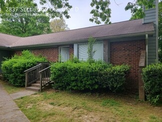 Building Photo - 2837 Seclusion Ct