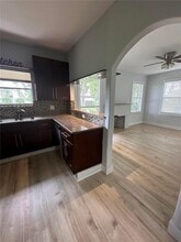 Building Photo - 228 SE Park St Building Photo - 228 SE Park St