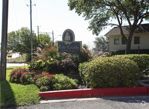 Building Photo - Lake Colony