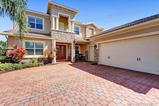 Building Photo - 8947 Cypress Grove Ln