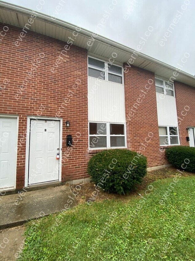 Primary Photo - 3105 Clairpoint Ct