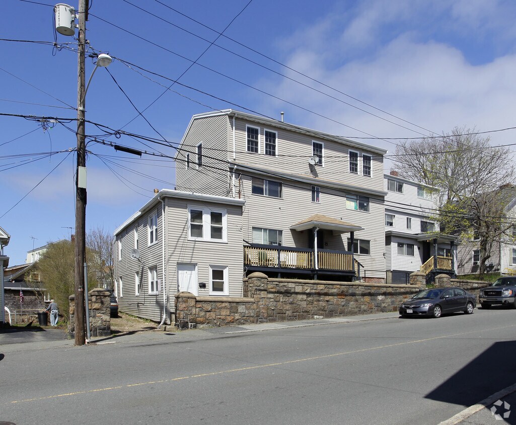 6 Prospect St, Gloucester, MA 01930 Apartments in Gloucester, MA