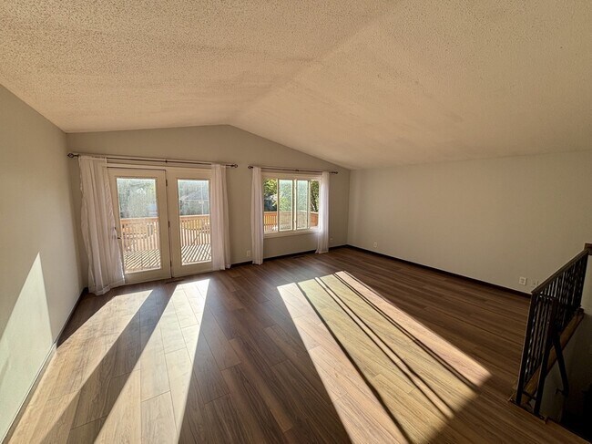 Foto del edificio - 6514 Oliver Ave S