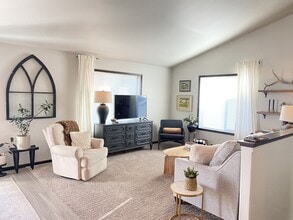 Building Photo - 2719 Westwood St W