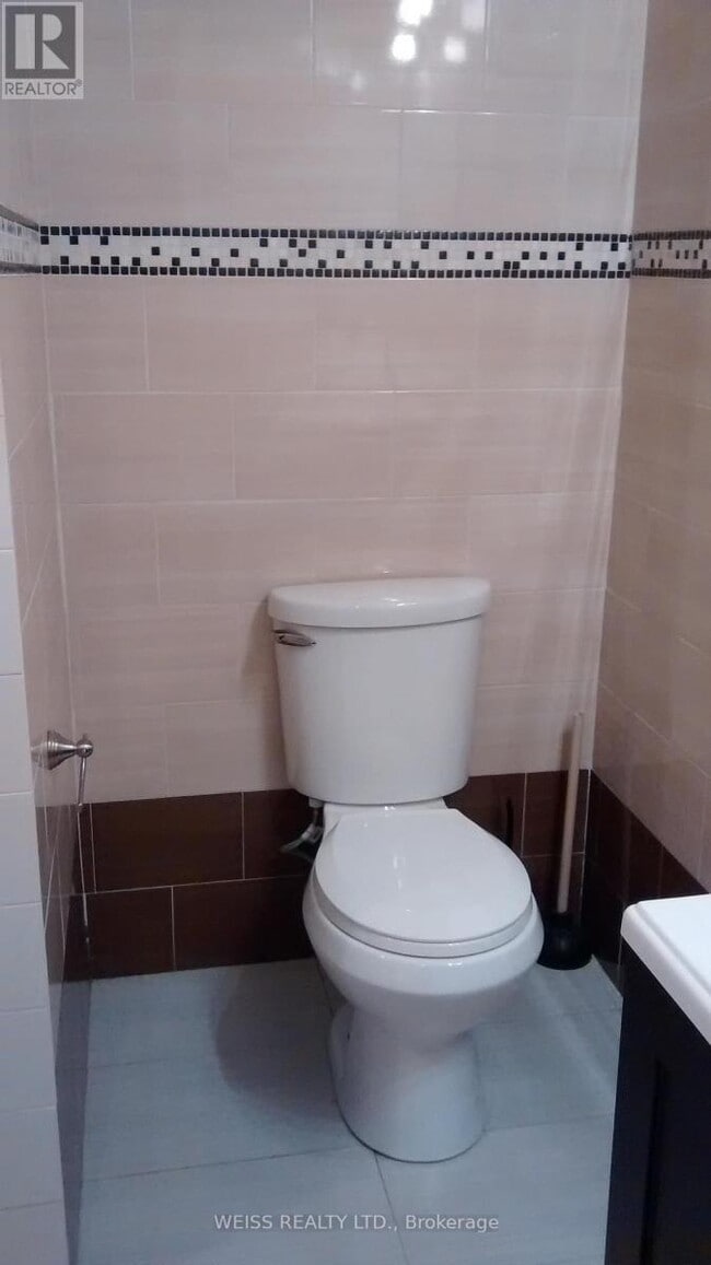 Photo du bâtiment - 4063 Ellesmere Rd