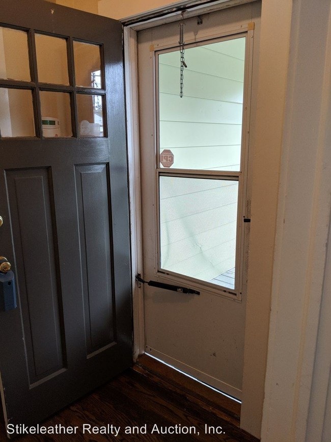 Foto del edificio - 2 br, 1 bath House - 126 E Park Avenue