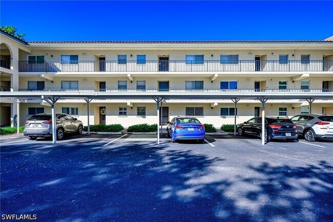 Foto del edificio - 201 Quail Forest Blvd