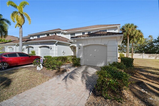 Foto del edificio - 8535 Athena Ct