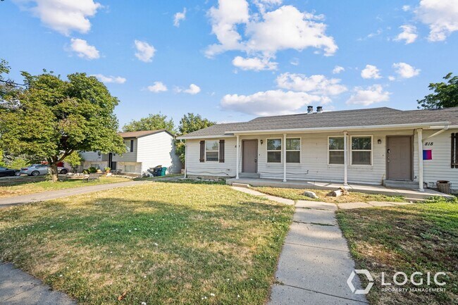 Building Photo - 820 W 1175 S