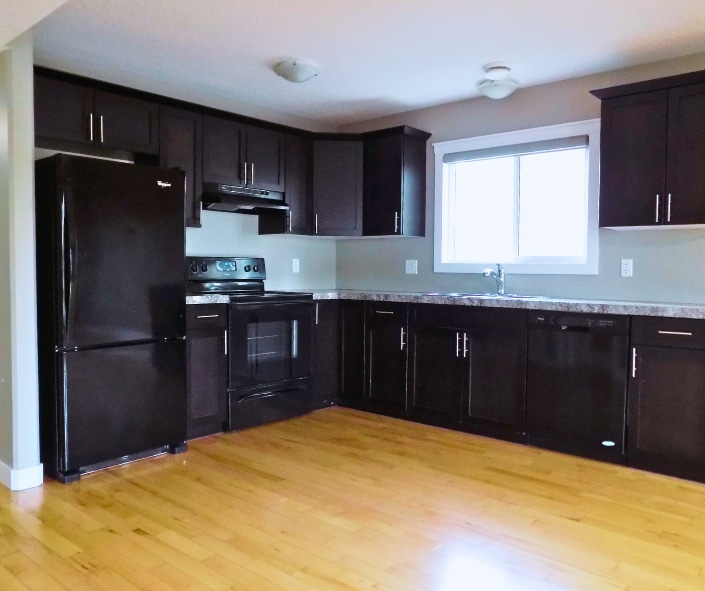 Building Photo - 10307-10107 AvenueBlock B - 101