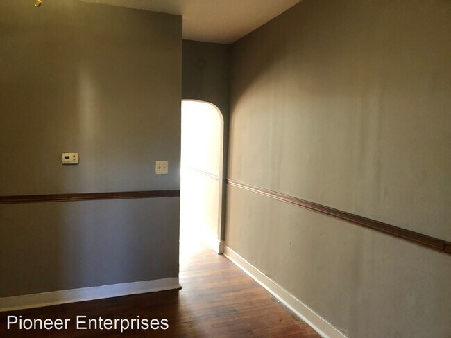 Building Photo - 3 br, 1.5 bath House - 1606 W Franklin St