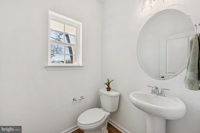 Foto del edificio - 726 Northwood Ave