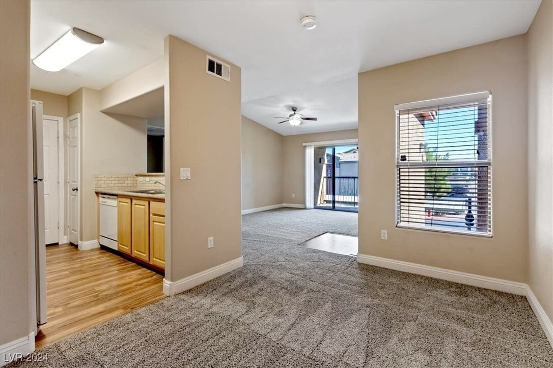 Primary Photo - 8000 W Badura Ave