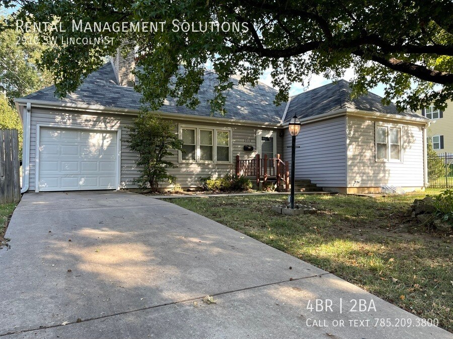 Primary Photo - 2910 SW Lincoln St- 4 BED/2 BATH
