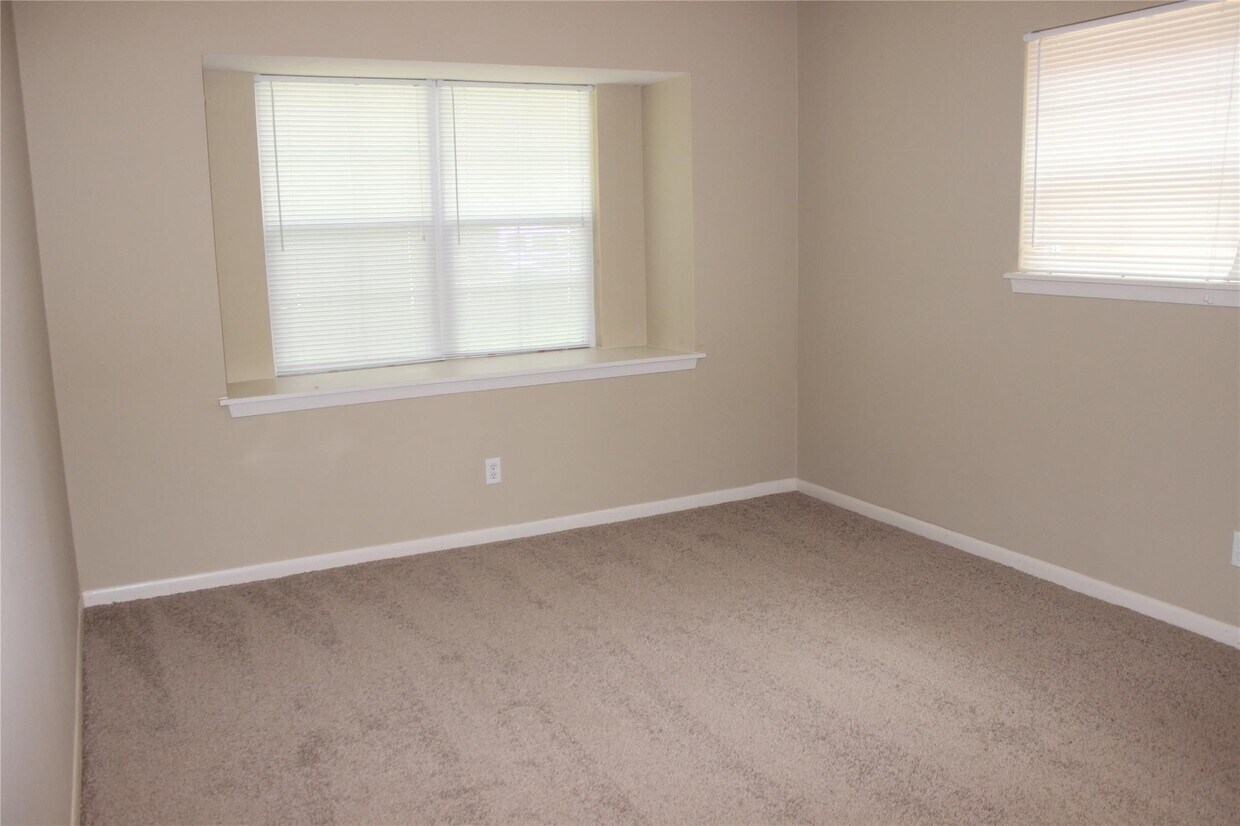 Foto del edificio - 10301 Ivyridge Rd