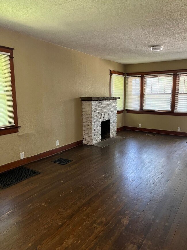 Foto del edificio - Cute 3 bedroom 1 Bath Home for rent!