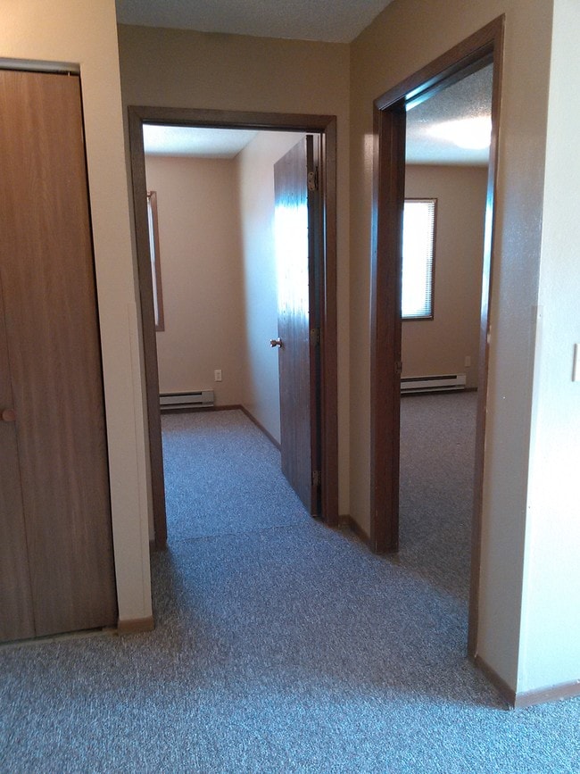 Building Photo - 107 Westview Dr