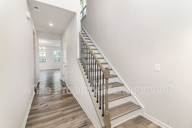 Foto del edificio - 1489 Turkey Roost Rd
