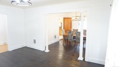 Building Photo - 314 Judson Pl