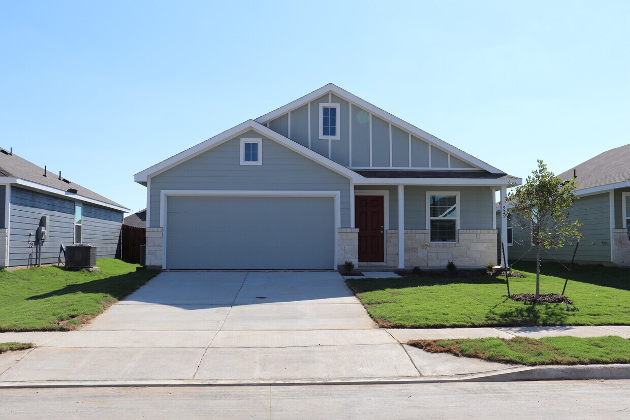 Foto principal - 525 Autumnwood Way