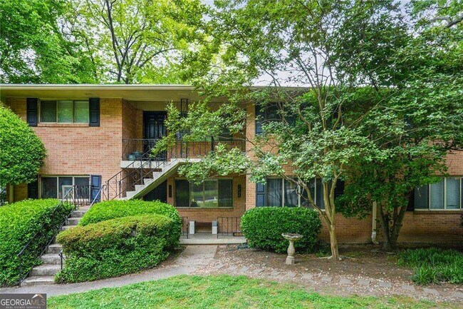 Foto del edificio - 1466 E Rock Springs Rd NE