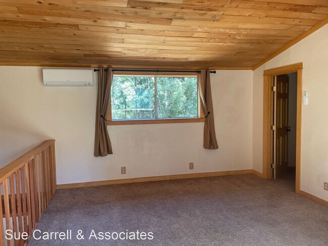 Building Photo - 1 br, 1 bath House - 13875 Green Valley Rd